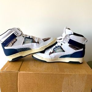 Puma sneakers size M9